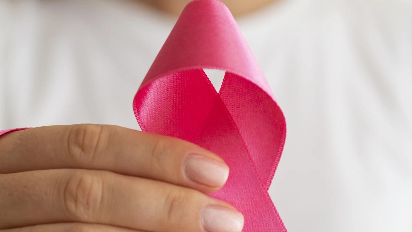 Outubro Rosa: um guia completo para a prevenção do câncer de mama e colo do útero